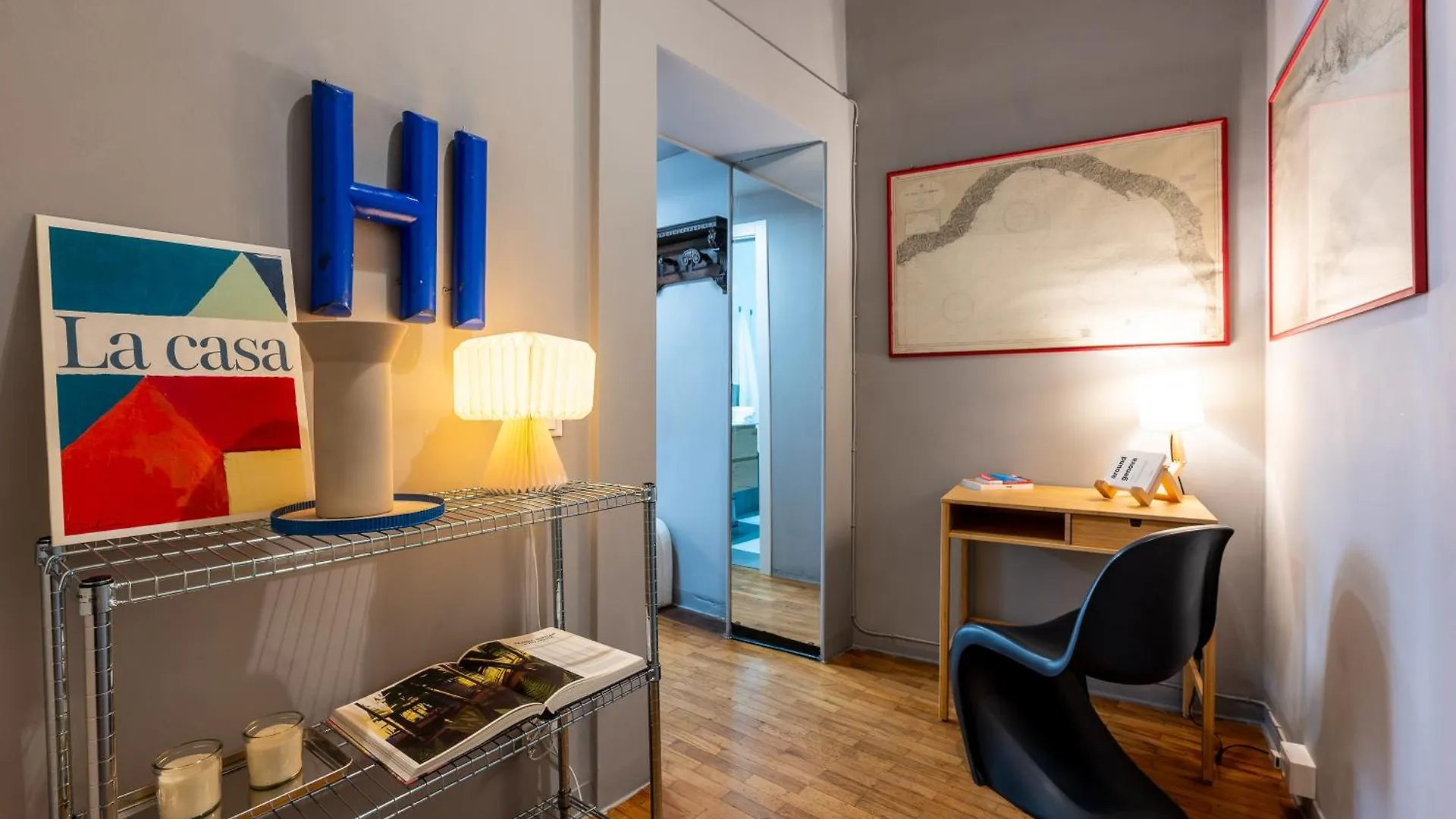 Apartment Via Fieschi Dieci Genoa Italy