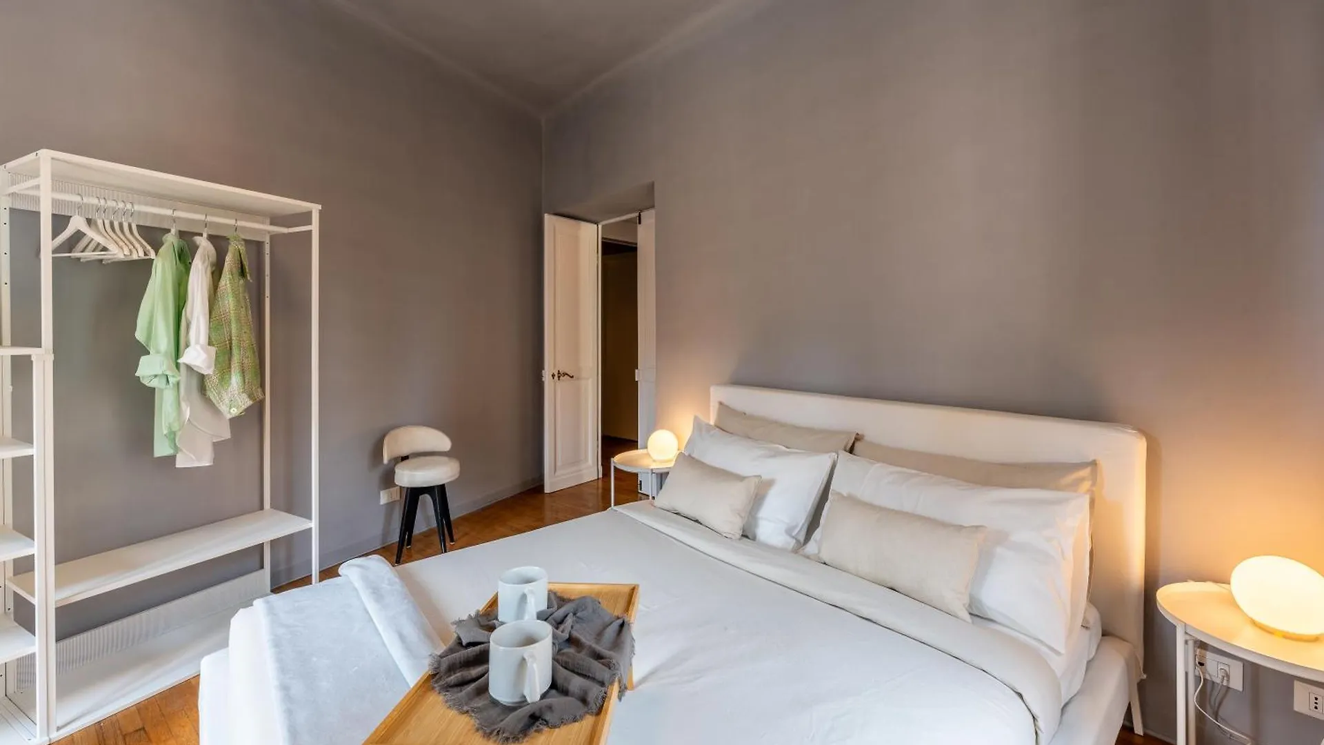 Apartment Via Fieschi Dieci Genoa
